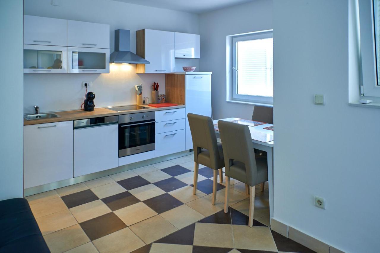 Cittanova Boutique Apartment Con Piscina Новиград Экстерьер фото